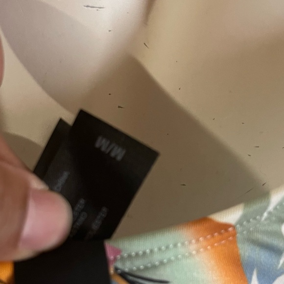 Hurley Brand New Floral Multicolor Pink Monokini Swimsuit Medium - Picture 10 of 12